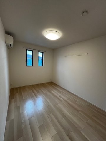 その他部屋・スペース　明るい色調の室内です