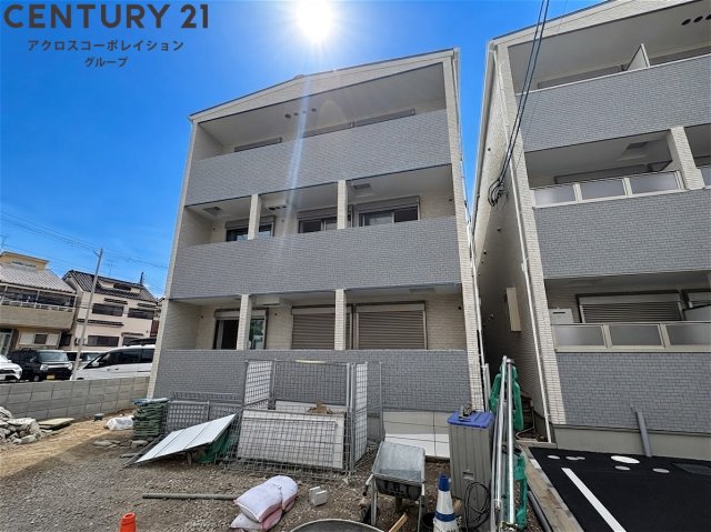 建物外観　オートロック付きで外部からの出入りが簡単に出来ない為安心です