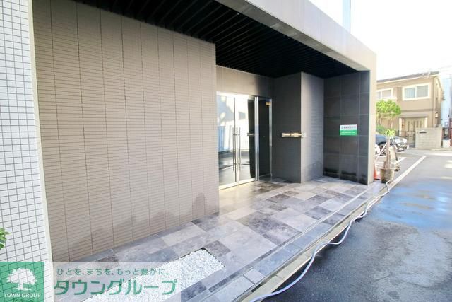 エントランス　☆正面玄関☆