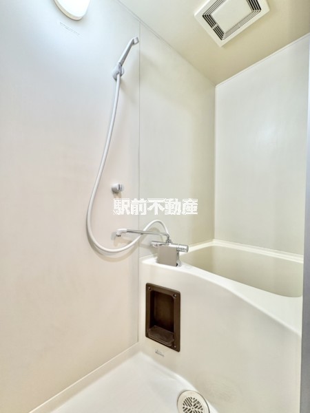 バス・シャワールーム　別部屋写真流用