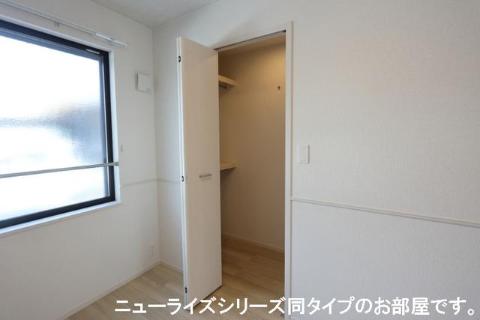 収納　ウォークインクローゼット