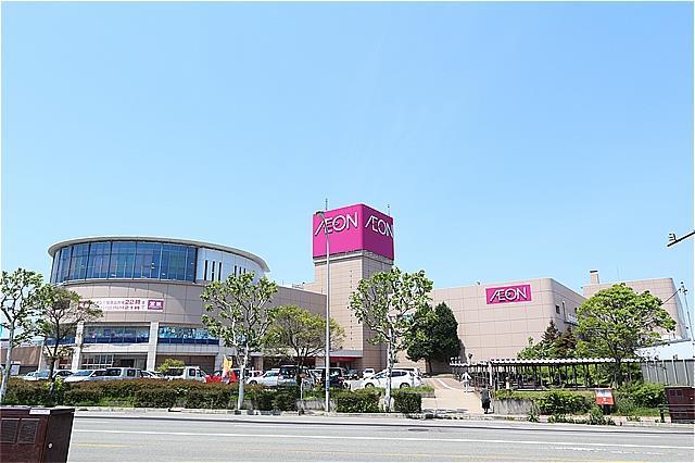 ショッピングセンター　イオン秋田中央店（ショッピングセンター）まで800m