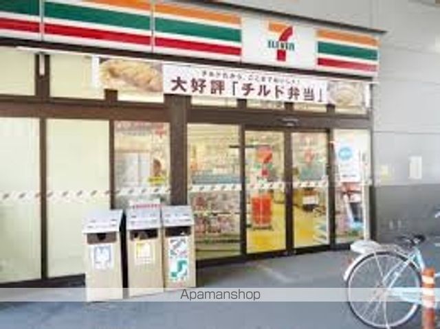 コンビニ　セブンイレブン　ＪＲ鶴ヶ丘駅前店（コンビニ）まで119m