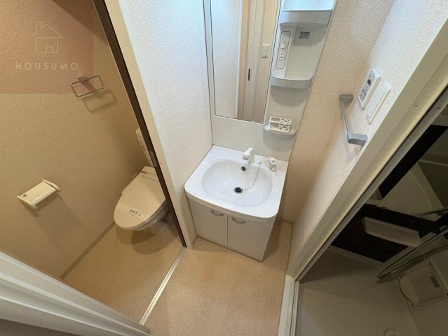 洗面設備　洗面所です