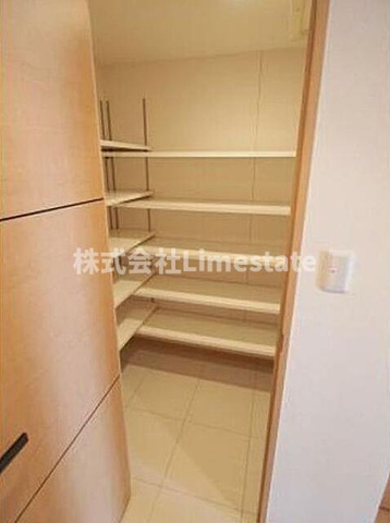 収納　別部屋参考写真