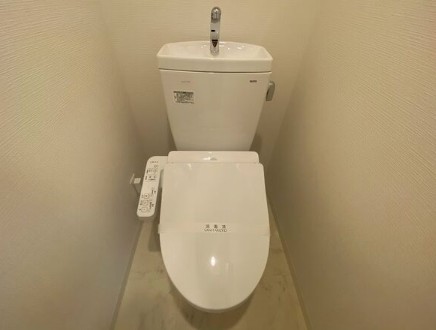 地下鉄谷町線 都島駅 徒歩4分 15階建 築5年のトイレ写真