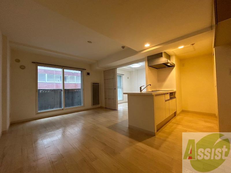 居室・リビング　広くてキレイなお部屋が広がっていて、充実した生活が送れそう。
