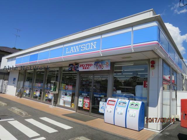 コンビニ　ローソン八幡宿駅前店（コンビニ）まで483m