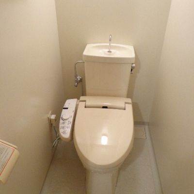 遠州鉄道 積志駅 徒歩32分 3階建 築27年のトイレ写真