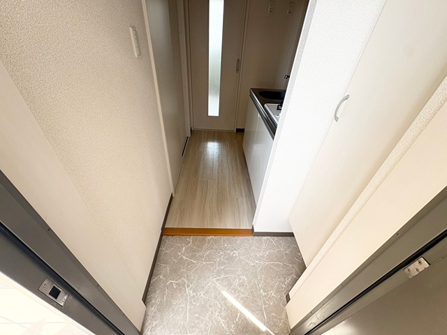 ソレアード江坂の玄関写真