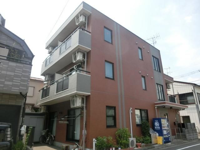 建物外観　閑静な住宅街に建つ、オートロック完備のマンションです