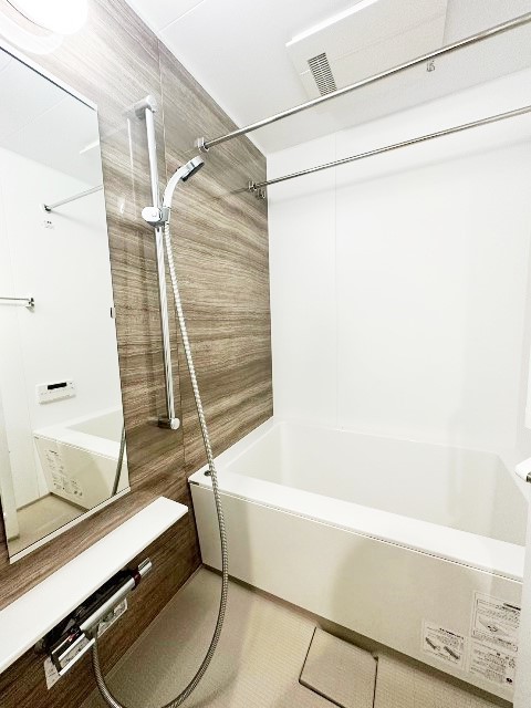 バス・シャワールーム　別部屋同仕様タイプ