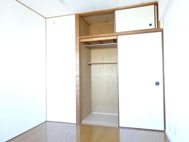 鳴門市 6階建 築44年の内装写真