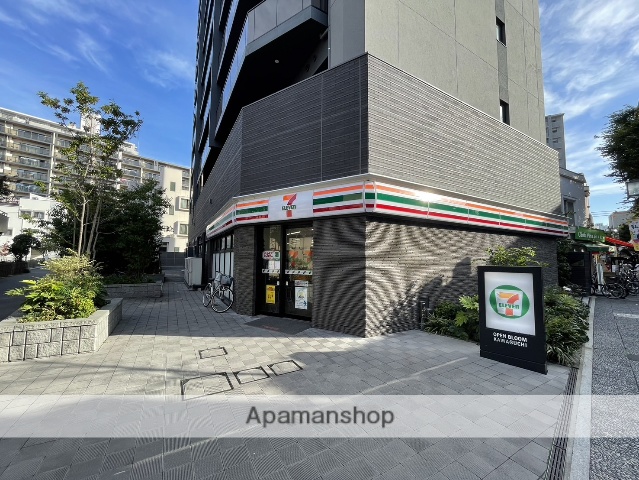 コンビニ　セブン－イレブン川口幸町店（コンビニ）まで216m