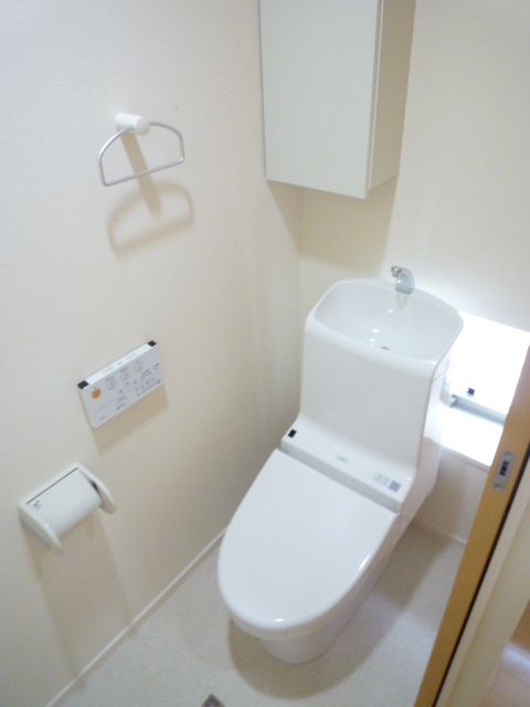 フロンティアコートのトイレ写真