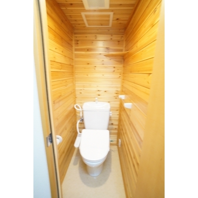 BJ 1stのトイレ写真
