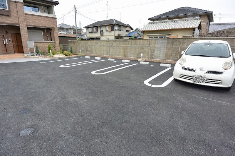 駐車場　駐車スペース