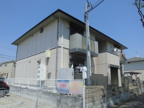 ＪＲ山陽本線 明石駅 バス乗車時間：15分 最寄りバス停で下車 徒歩1分 築24年