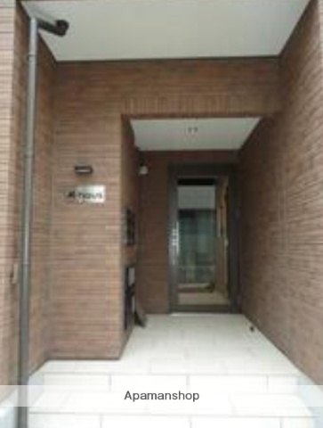 京王線 笹塚駅 徒歩8分 3階建 築8年の外観写真