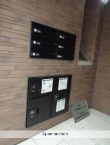 京王線 笹塚駅 徒歩8分 3階建 築8年の外観写真