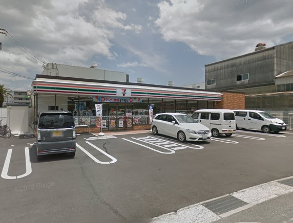 コンビニ　セブンイレブン徳島南昭和町5丁目店（コンビニ）まで288m