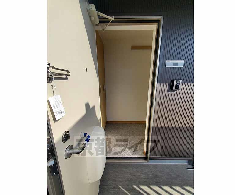 阪急京都線 桂駅 徒歩5分 2階建 築4年の玄関写真