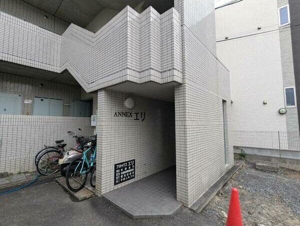 エントランス　名古屋で一番初期費用の安い賃貸専門の不動産会社です(^^)