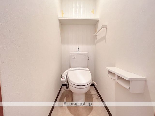 広島電鉄江波線 舟入幸町駅 徒歩7分 9階建 築19年のトイレ写真