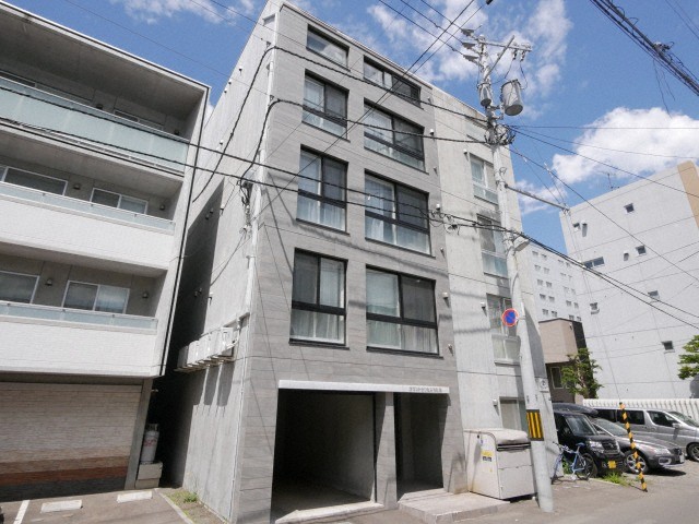 地下鉄南北線 幌平橋駅 徒歩5分 築10年