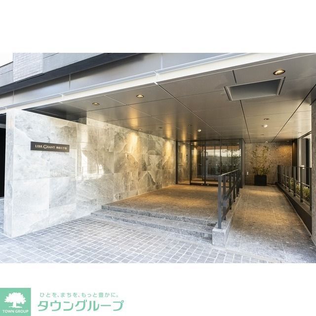 ロビー　オートロック