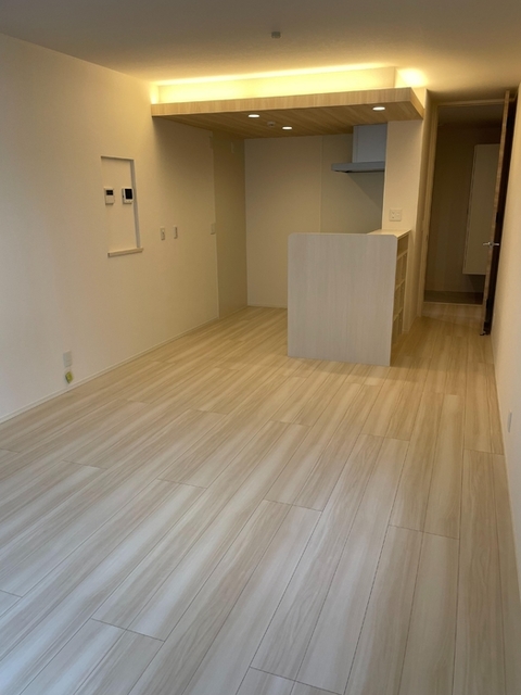 メゾンシュシュA棟の居間写真