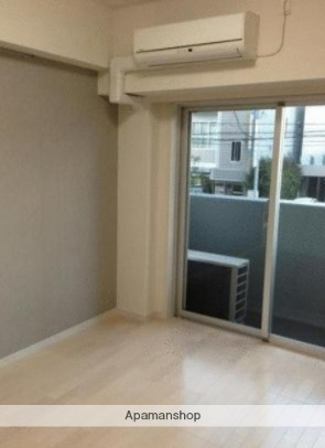 AXAS池袋本町の居間写真