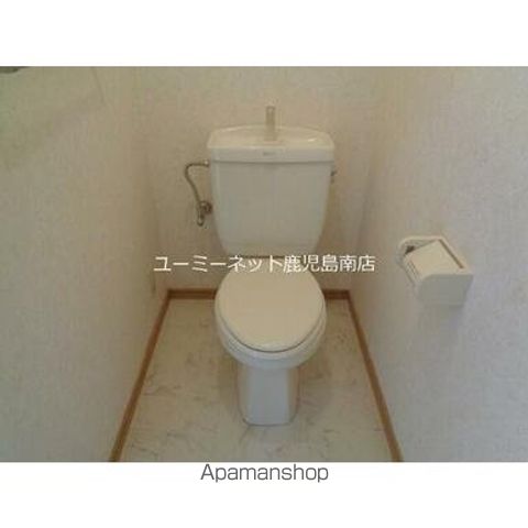 鹿児島市電谷山線 脇田駅 徒歩5分 4階建 築27年のトイレ写真
