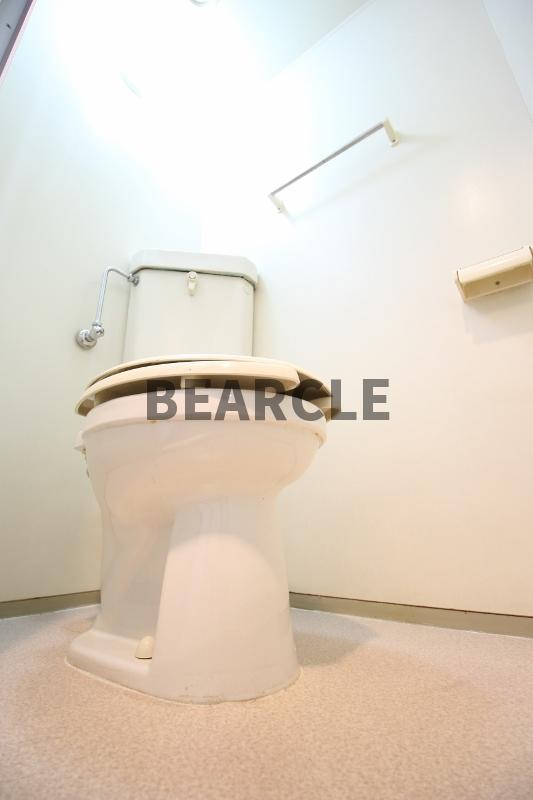 トイレ　ゆったりとした空間のトイレです