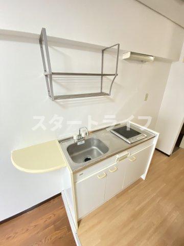 ＪＲ東海道本線 新大阪駅 徒歩6分 11階建 築45年のキッチン写真