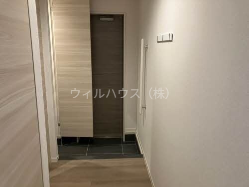 ボーデングラス三国ヶ丘の玄関写真