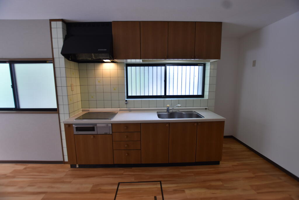 青谷一戸建て賃貸のキッチン写真