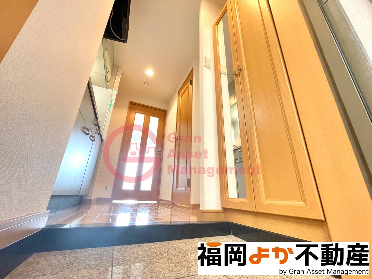 玄関　シンプルで使いやすい玄関です