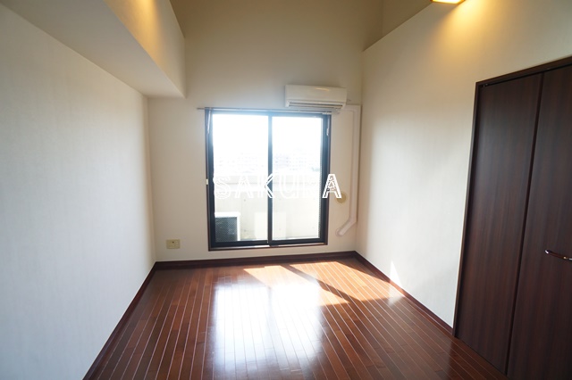 居室・リビング　開放感のあるゆったりとしたお部屋です♪