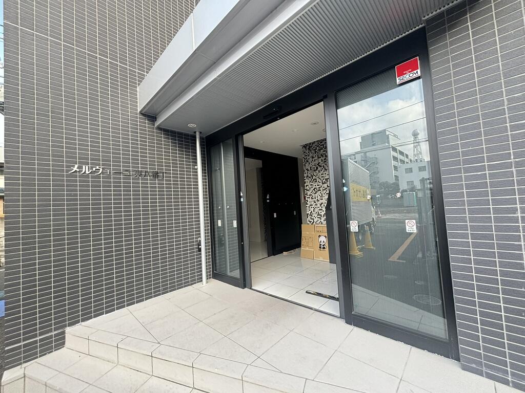 仙台市地下鉄南北線 愛宕橋駅 徒歩6分 3階建 築9年の外観写真