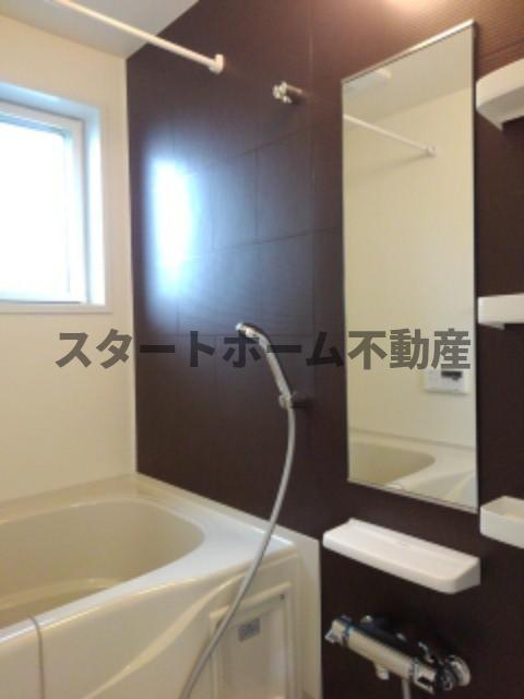ＪＲ高徳線 徳島駅 徒歩54分 2階建 築8年の風呂写真