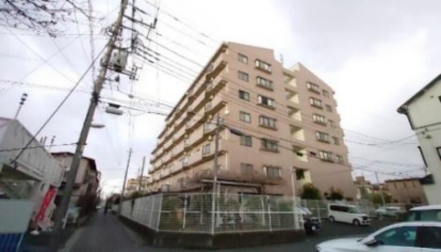 フローライト市川の外観写真