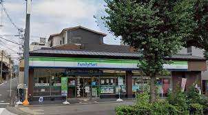 コンビニ　ファミリーマート堀川綾小路店（コンビニ）まで294m