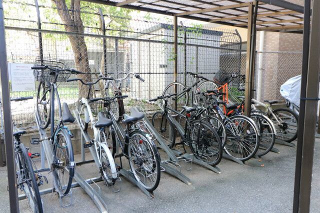 駐車場　現況優先
