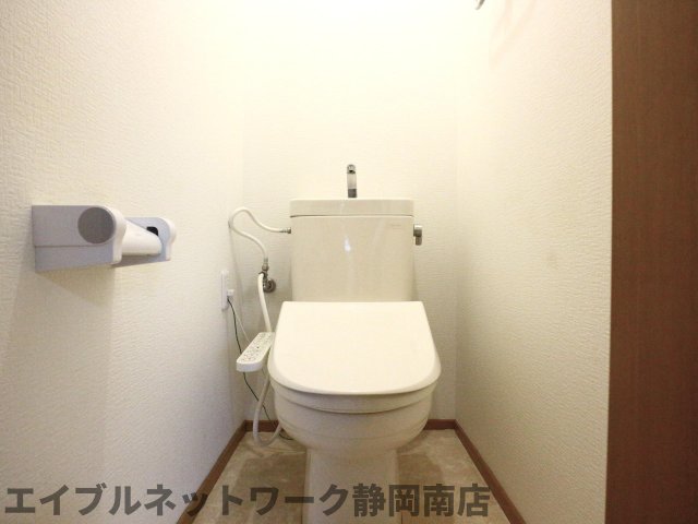 ウエストサイドヴィレッジA棟のトイレ写真