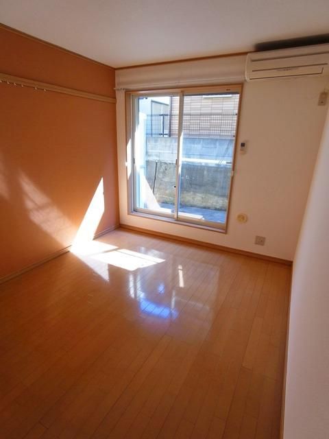 居室・リビング　☆明るいお部屋☆
