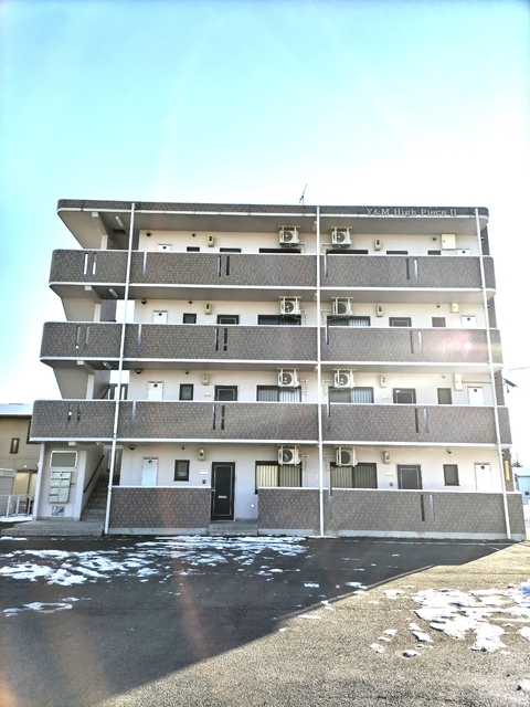 建物外観　２０２４年１２月撮影