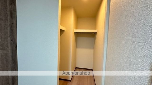 地下鉄鶴舞線 庄内通駅 徒歩7分 3階建 築2年の内装写真
