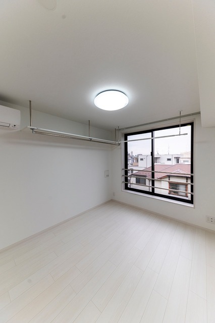 居室・リビング　きれいなお部屋