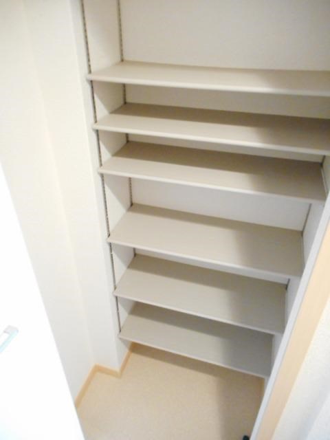 その他設備　下駄箱
